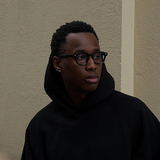 Loculia Noir styled with black hoodie